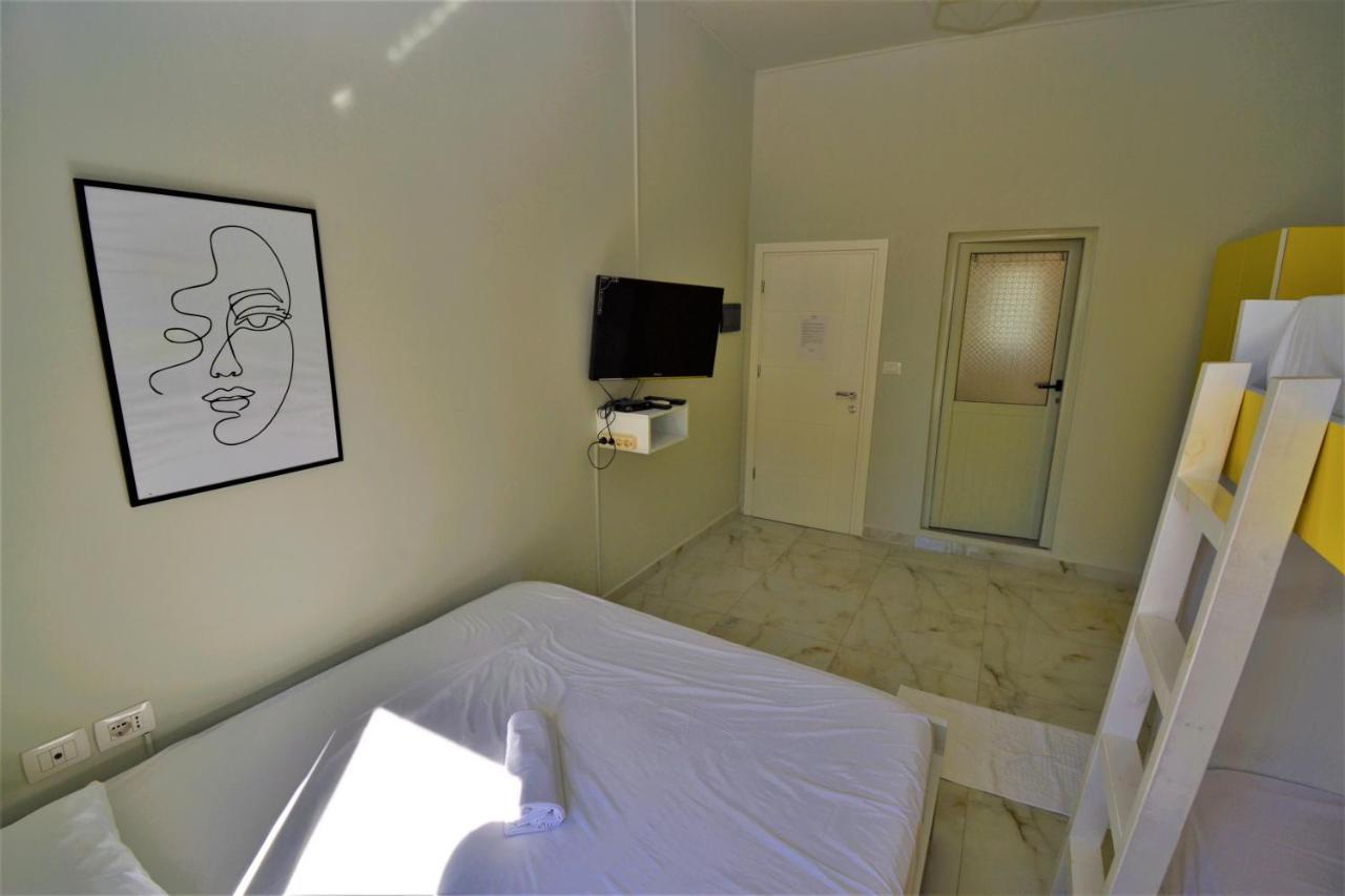 Jonian Central Condos Sarande Exterior photo