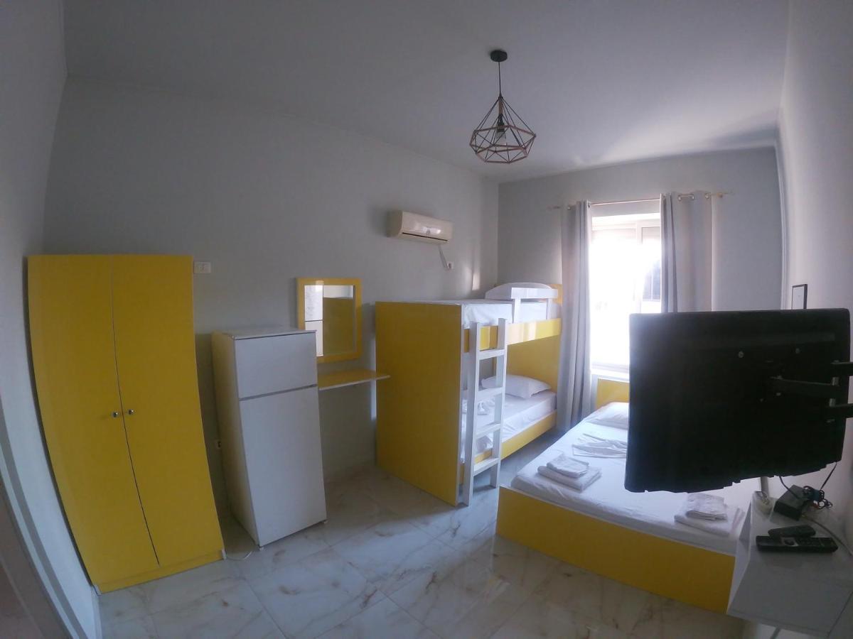 Jonian Central Condos Sarande Exterior photo